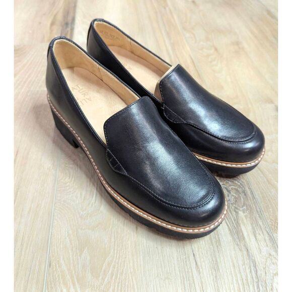 Naturalizer Cabaret Platform Loafers Black Leather Womens 8 NWOB Slip on - Picture 2 of 8